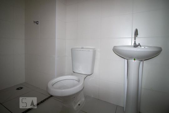 Banheiro de apartamento à venda com 1 quarto, 37m² em Sítio Pinheirinho, São Paulo