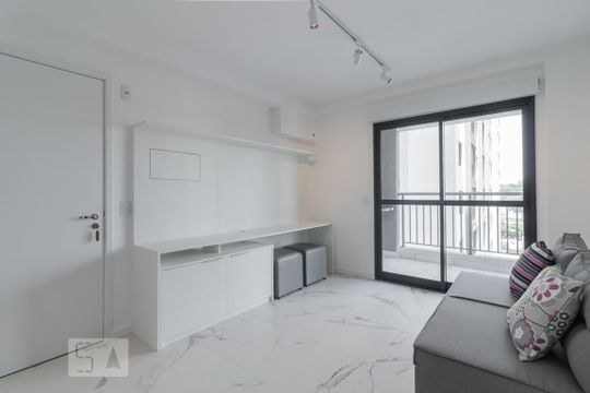 Kitnet/Studio para alugar com 1 quarto, 36m² em Mirandópolis, São Paulo