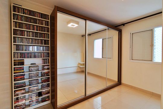 Suíte  de apartamento para alugar com 2 quartos, 67m² em Vila Andrade, São Paulo