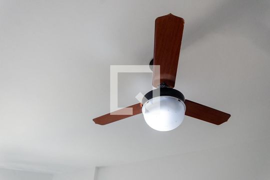 Detalhe quarto- ventilador de apartamento para alugar com 1 quarto, 50m² em Barra, Salvador