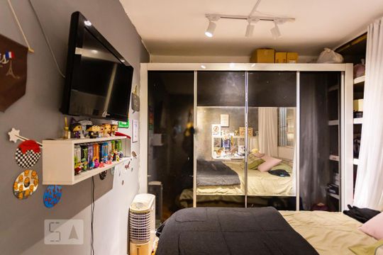 Quarto 2 de casa à venda com 2 quartos, 125m² em Padroeira, Osasco