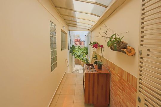 Corredor de casa para alugar com 2 quartos, 125m² em Cidade dos Bandeirantes, São Paulo