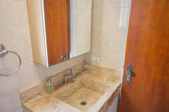 Banheiro Social de casa para alugar com 2 quartos, 125m² em Cidade dos Bandeirantes, São Paulo