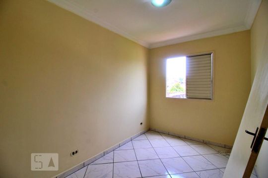Quarto 2 de apartamento para alugar com 3 quartos, 72m² em Jardim Santo André, Santo André