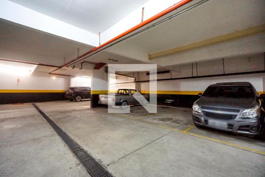 Garagem de apartamento à venda com 3 quartos, 146m² em Penha de França, São Paulo