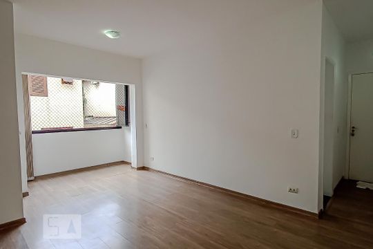 Sala de apartamento à venda com 3 quartos, 69m² em Jardim Tupanci, Barueri