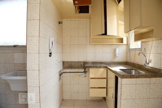 Cozinha e Área de Serviço de apartamento para alugar com 1 quarto, 45m² em Vila Andrade, São Paulo