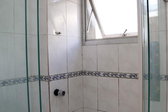 Banheiro Social  de apartamento para alugar com 1 quarto, 45m² em Vila Andrade, São Paulo