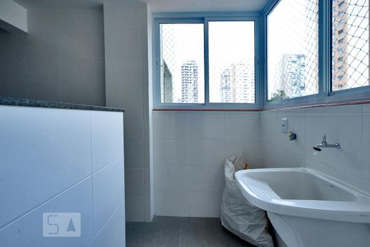 Área de Serviço de apartamento para alugar com 2 quartos, 75m² em Água Branca, São Paulo
