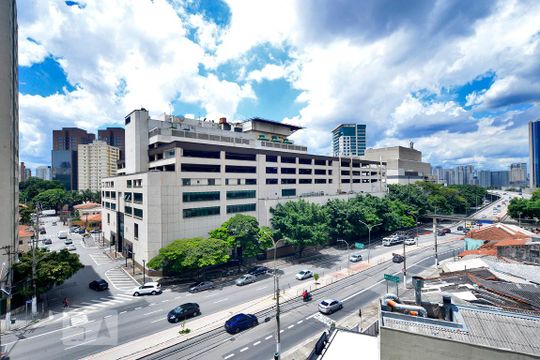 Vista de apartamento para alugar com 2 quartos, 75m² em Água Branca, São Paulo