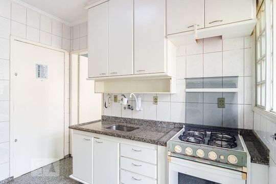 Cozinha de apartamento à venda com 2 quartos, 62m² em Vila Clementino, São Paulo