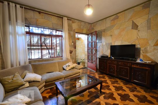 Casa à venda com 3 quartos, 170m² em Mirandópolis, São Paulo
