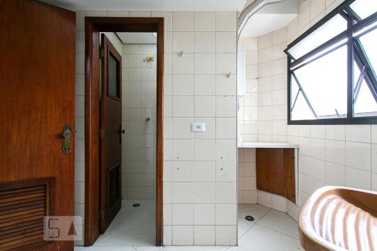 Área de Serviço de apartamento para alugar com 3 quartos, 100m² em Vila Azevedo, São Paulo