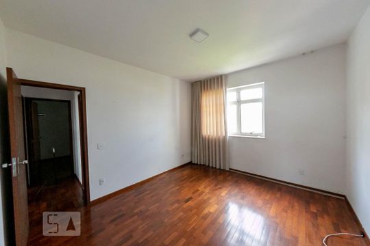 Apartamento para alugar com 2 quartos, 121m² em Gutierrez, Belo Horizonte