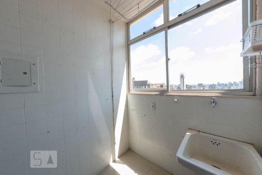 Área de Serviço de apartamento para alugar com 2 quartos, 121m² em Gutierrez, Belo Horizonte