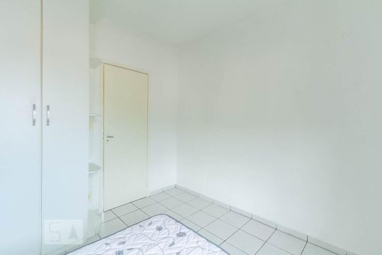 Quarto 1 de apartamento para alugar com 2 quartos, 54m² em Ferrazópolis, São Bernardo do Campo