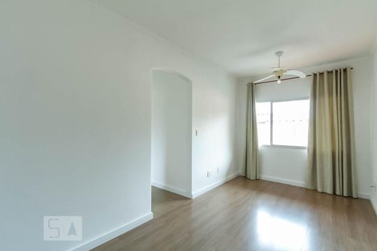 Sala de apartamento para alugar com 2 quartos, 54m² em Ferrazópolis, São Bernardo do Campo