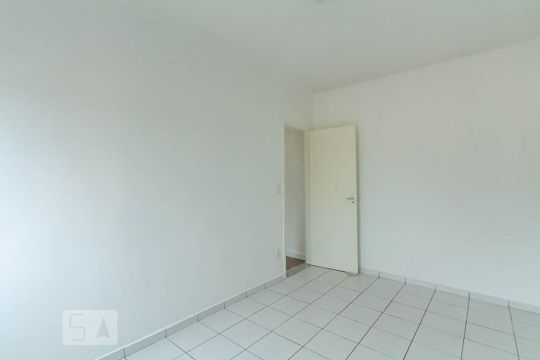 Quarto 2 de apartamento para alugar com 2 quartos, 54m² em Ferrazópolis, São Bernardo do Campo