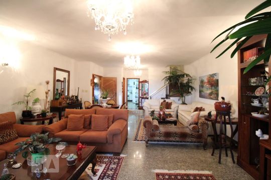 Sala de casa à venda com 4 quartos, 347m² em Vila Romana, São Paulo