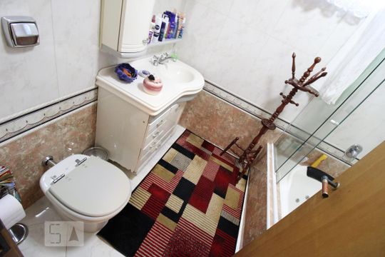 Banheiro da suíte de casa à venda com 4 quartos, 347m² em Vila Romana, São Paulo