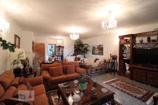 Sala de casa à venda com 4 quartos, 347m² em Vila Romana, São Paulo