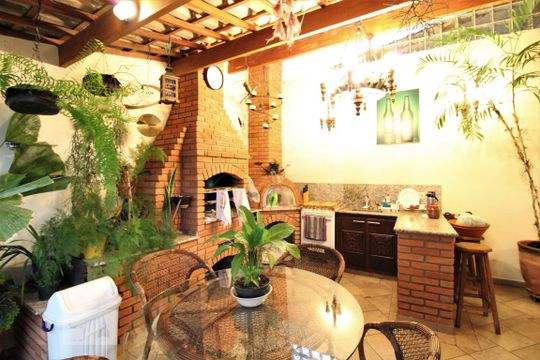 Espaço gourmet de casa à venda com 4 quartos, 347m² em Vila Romana, São Paulo