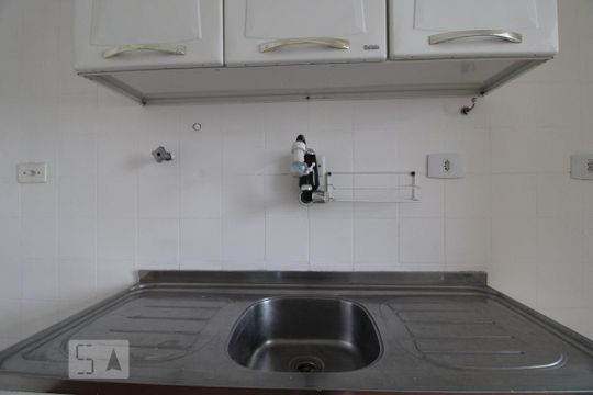 Pia da cozinha de apartamento para alugar com 1 quarto, 50m² em Cidade Monções, São Paulo