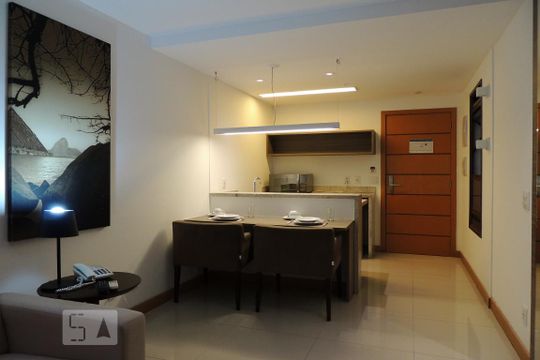 Sala/Cozinha de apartamento à venda com 1 quarto, 46m² em Jacarepaguá, Rio de Janeiro
