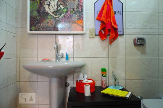 Banheiro - Torneira de apartamento para alugar com 2 quartos, 64m² em Praia Comprida, São José