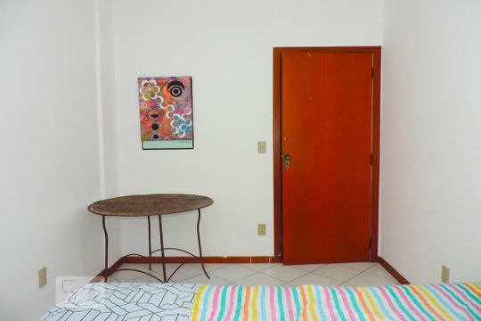 Quarto 2 de apartamento para alugar com 2 quartos, 64m² em Praia Comprida, São José
