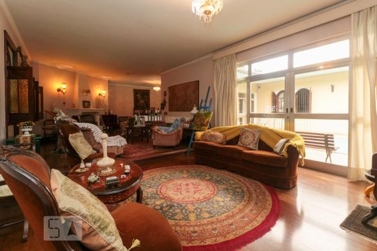 Sala de casa à venda com 4 quartos, 400m² em Alto de Pinheiros, São Paulo