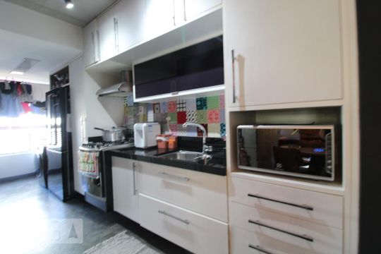 Cozinha de apartamento à venda com 2 quartos, 70m² em Campo Belo, São Paulo