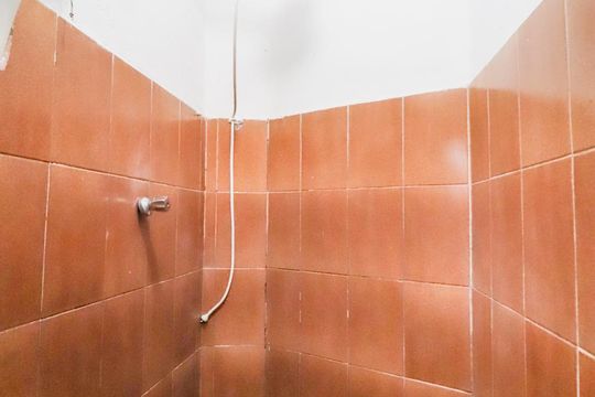 Banheiro de kitnet/studio para alugar com 1 quarto, 30m² em Setor Sul, Goiânia