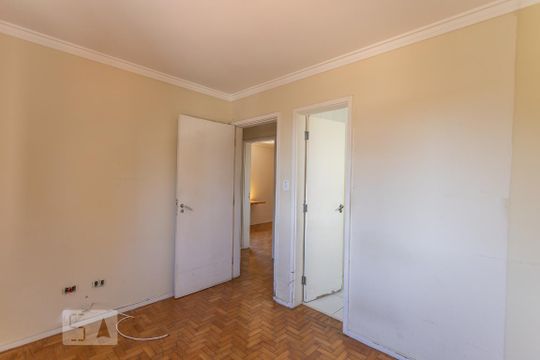 Suíte de apartamento à venda com 3 quartos, 130m² em Água Branca, São Paulo