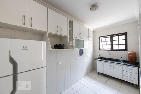 Cozinha de casa à venda com 1 quarto, 25m² em Chácara Califórnia, São Paulo
