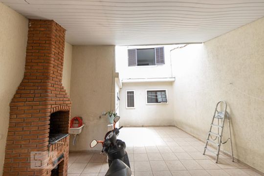 Quintal de casa à venda com 1 quarto, 25m² em Chácara Califórnia, São Paulo