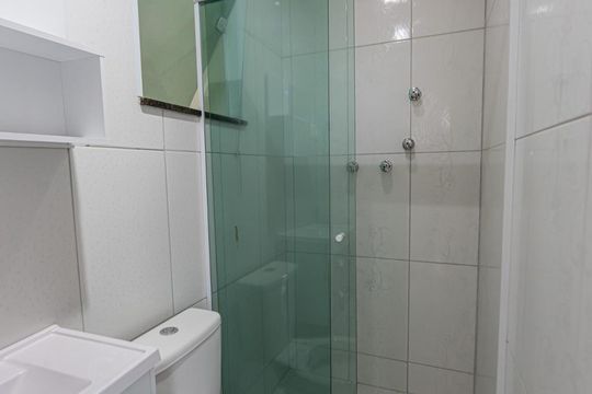 Banheiro Social de apartamento para alugar com 2 quartos, 85m² em Jardim Monte Carmelo, Guarulhos
