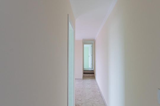 Corredor de apartamento para alugar com 2 quartos, 85m² em Jardim Monte Carmelo, Guarulhos