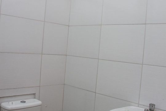 Banheiro Social de apartamento para alugar com 3 quartos, 62m² em Piedade, Rio de Janeiro