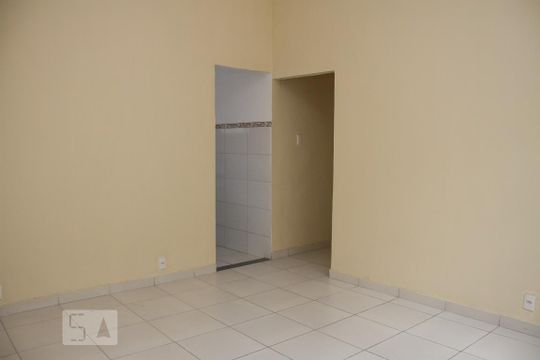 Sala de apartamento para alugar com 3 quartos, 62m² em Piedade, Rio de Janeiro