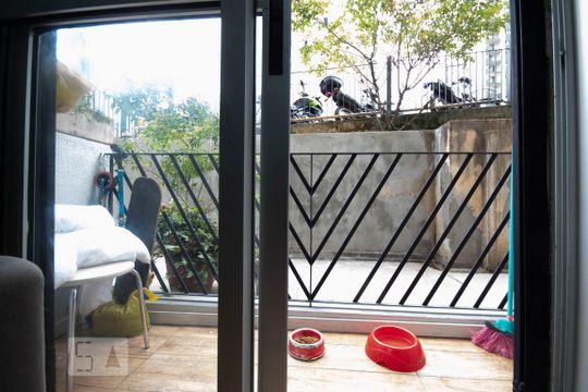 Sacada de apartamento à venda com 2 quartos, 54m² em Veloso, Osasco