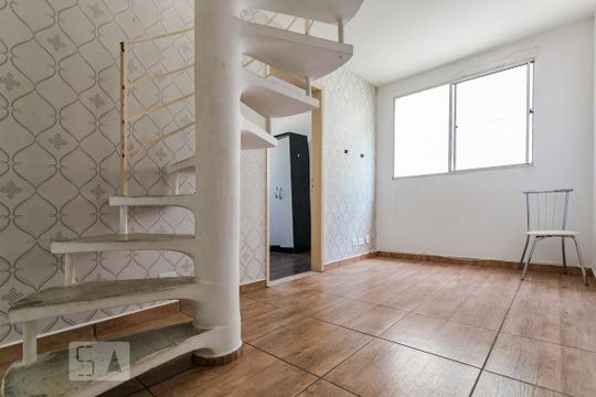 Apartamento para alugar com 4 quartos, 94m² em Vila Caputera, Mogi das Cruzes