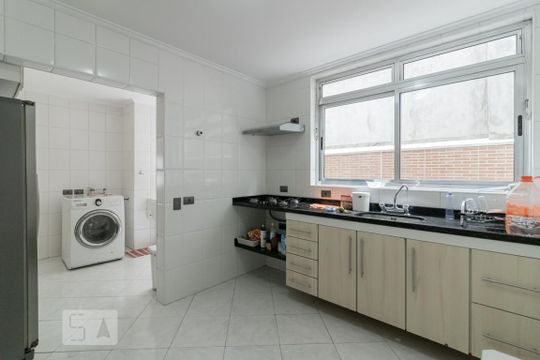 Cozinha de casa à venda com 4 quartos, 260m² em Vila Santa Catarina, São Paulo