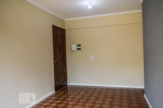 Sala  de apartamento à venda com 2 quartos, 60m² em Vila Guedes, São Paulo