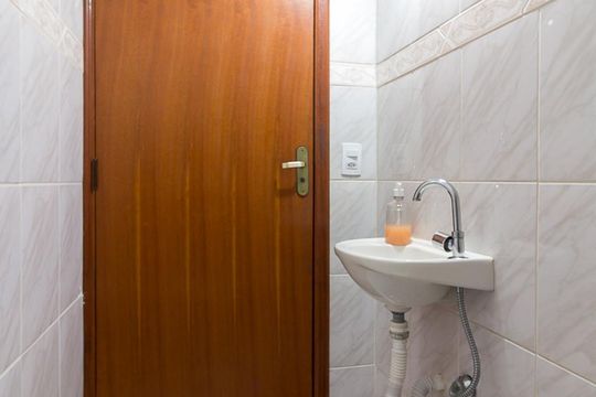 Lavabo de casa à venda com 2 quartos, 100m² em Jardim Terezópolis, Guarulhos