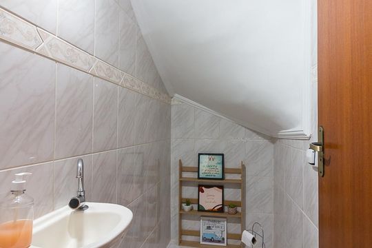 Lavabo de casa à venda com 2 quartos, 100m² em Jardim Terezópolis, Guarulhos