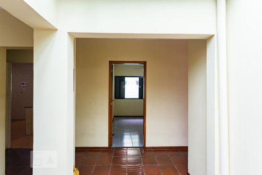 Sala 2 de casa à venda com 3 quartos, 310m² em Vila Campesina, Osasco