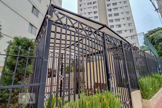 Fachada de apartamento à venda com 2 quartos, 56m² em Jardim Celeste, São Paulo