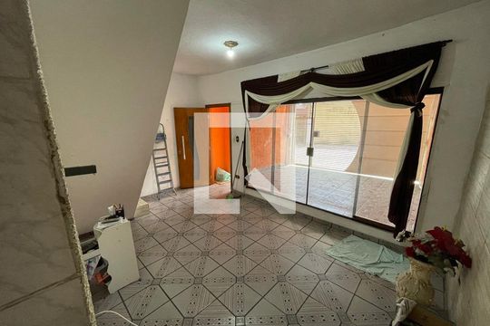 Casa à venda com 2 quartos, 113m² em Vila Ponte Rasa, São Paulo