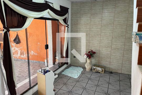 Casa à venda com 2 quartos, 113m² em Vila Ponte Rasa, São Paulo
